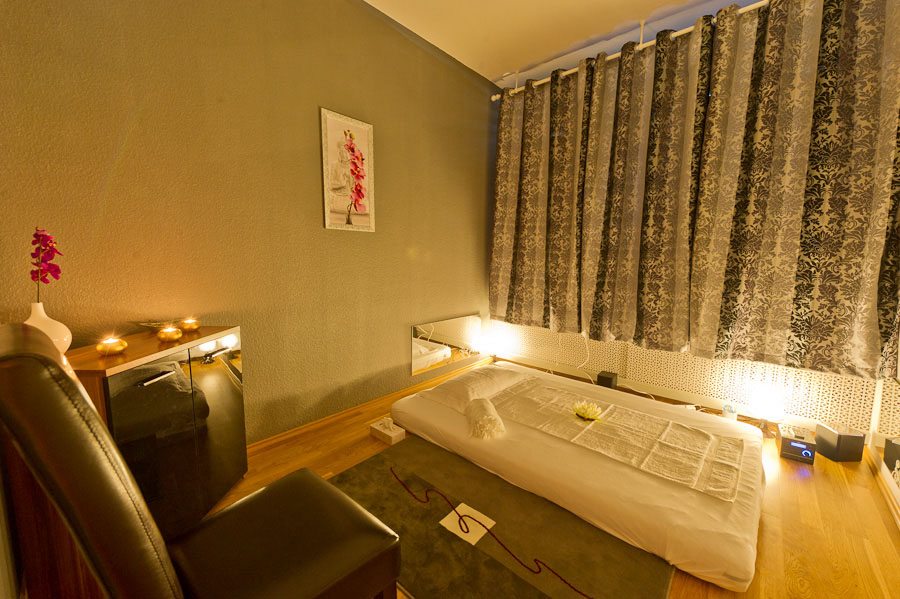 Glamour Massage - Erotische Massagen Frankfurt - Erotic Massage in Frankfurt Am Main, Germany