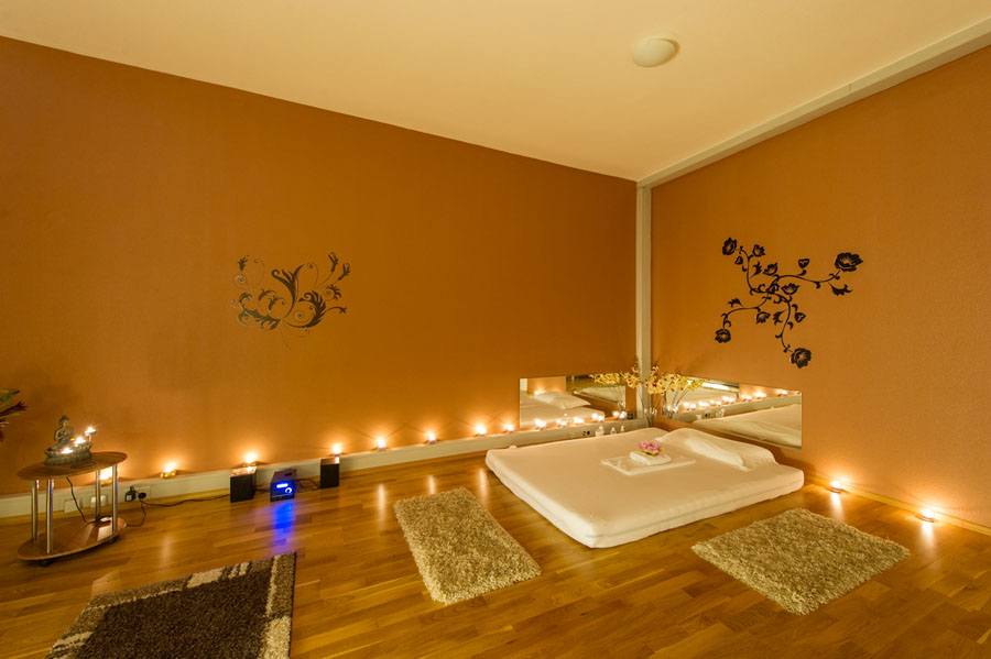 Glamour Massage - Erotische Massagen Frankfurt - Erotic Massage in Frankfurt Am Main, Germany