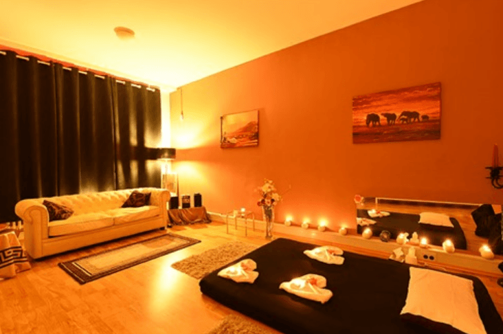 Glamour Massage - Erotische Massagen Frankfurt - Erotic Massage in Frankfurt Am Main, Germany