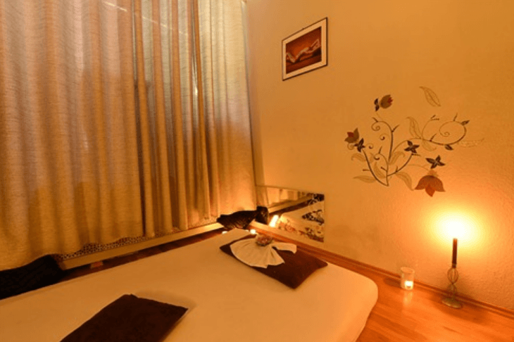 Glamour Massage - Erotische Massagen Frankfurt - Erotic Massage in Frankfurt Am Main, Germany