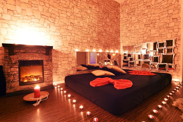 Pams Massage Lounge - Erotic Massage in Frankfurt Am Main, Germany