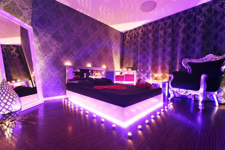 Pams Massage Lounge - Erotic Massage in Frankfurt Am Main, Germany