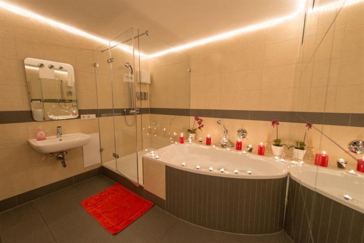 Pams Massage Lounge - Erotic Massage in Frankfurt Am Main, Germany
