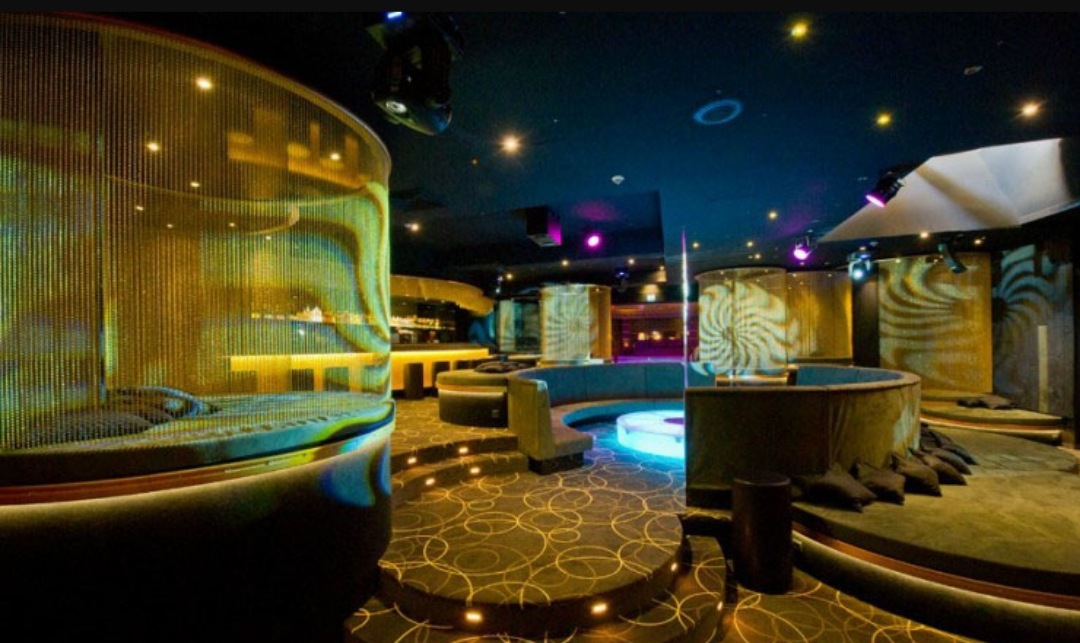 The Palace - Fkk Saunaclub - Fkk in Frankfurt Am Main, Germany