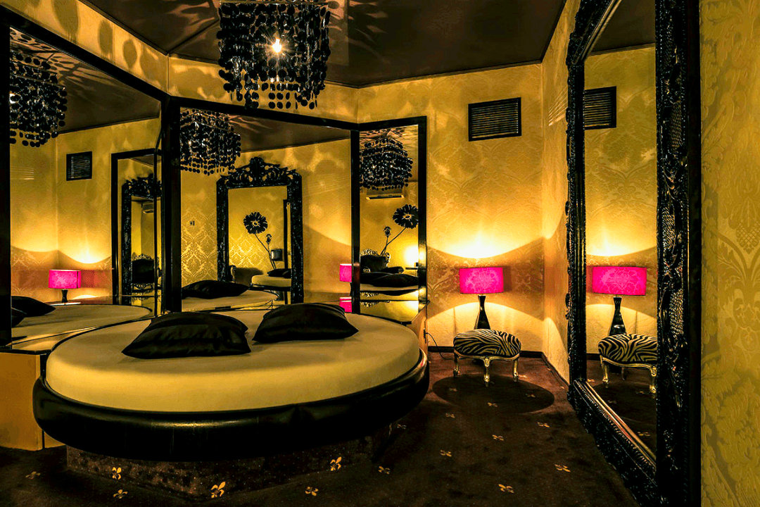 The Palace - Fkk Saunaclub - Fkk in Frankfurt Am Main, Germany