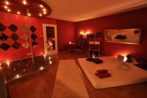 Kaskade Massagestudio - Erotic Massage in Frankfurt, Germany