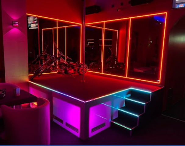 Double D - Girls & Drinks - Nightclub in Frankfurt, Germany