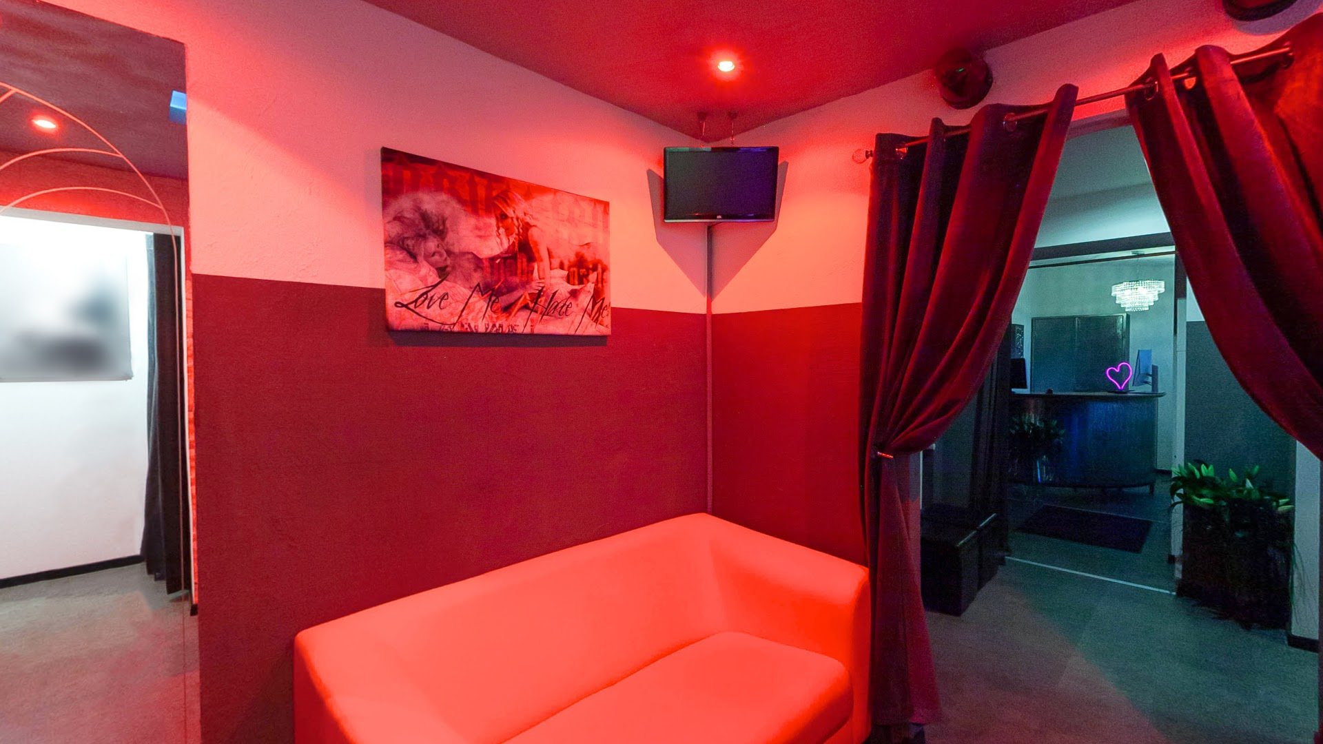 Swingerclub Emmanuelle - Swinger Club in Frankfurt, Germany