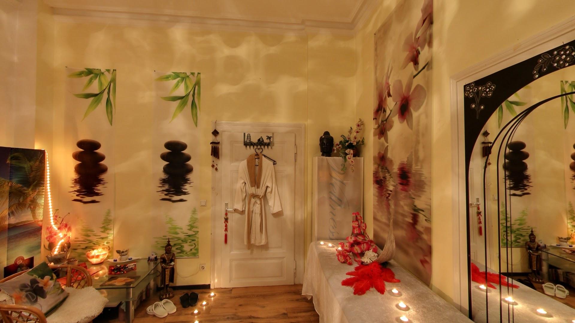 Wellness Oase Licht - Insel - Erotic Massage in Furth, Germany