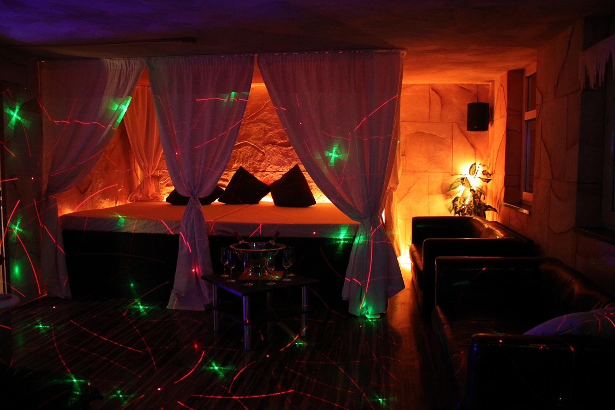 Tempel Royal - Fkk in Geseke, Germany