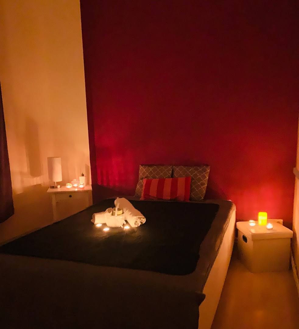 Elements - Erotic Massage in Hamburg, Germany