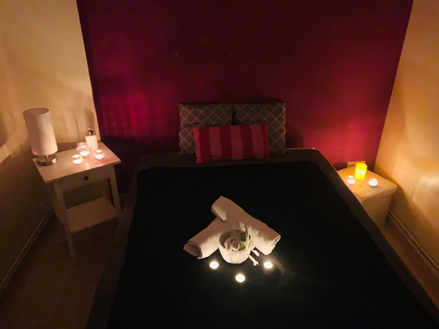 Elements - Erotic Massage in Hamburg, Germany
