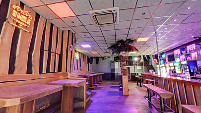 Dollhouse Beach Club - Nightclub in Hamburg, Germany