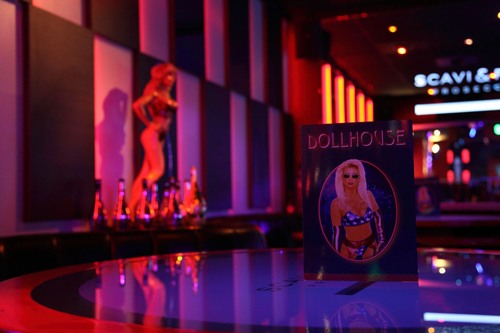 Dollhouse Beach Club - Nightclub in Hamburg, Germany