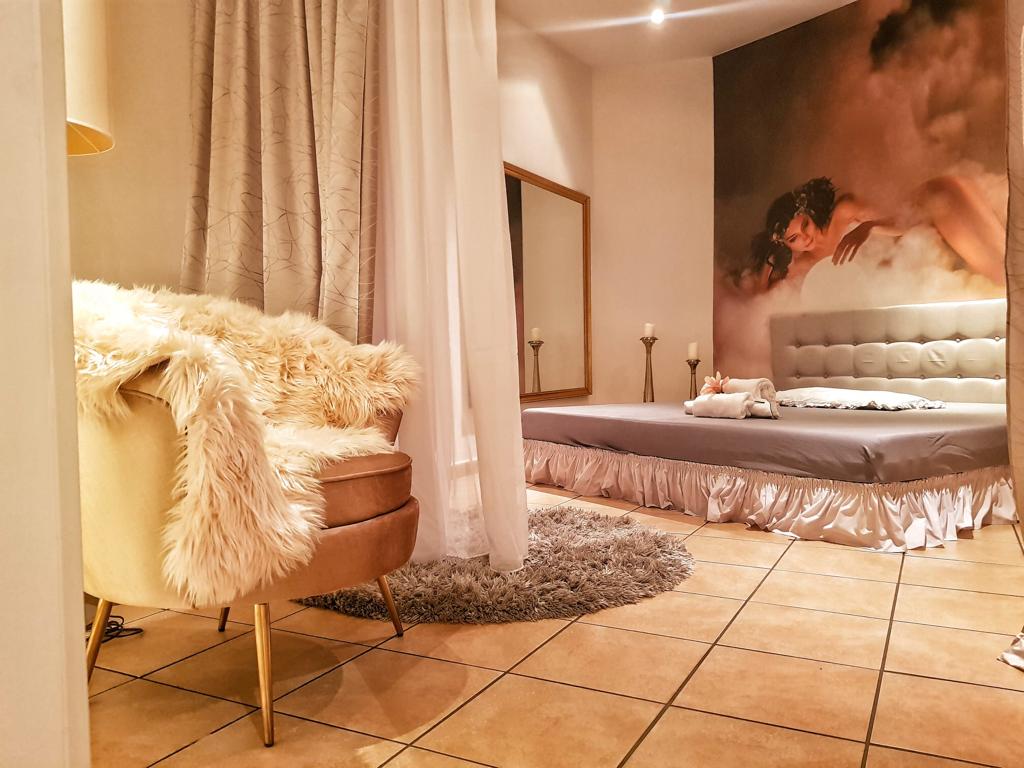 Erotische Massage Hannover; Afrodita Massagen - Erotic Massage in Hanover, Germany