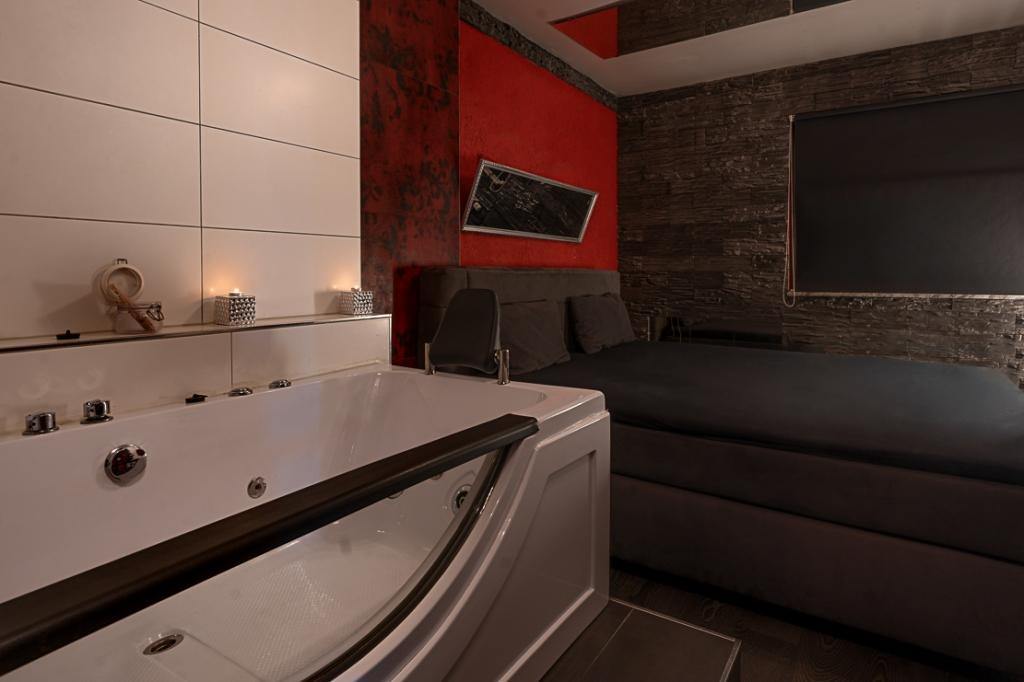Wellness Paradies - Erotische Massagen Hannover - Erotic Massage in Hanover, Germany