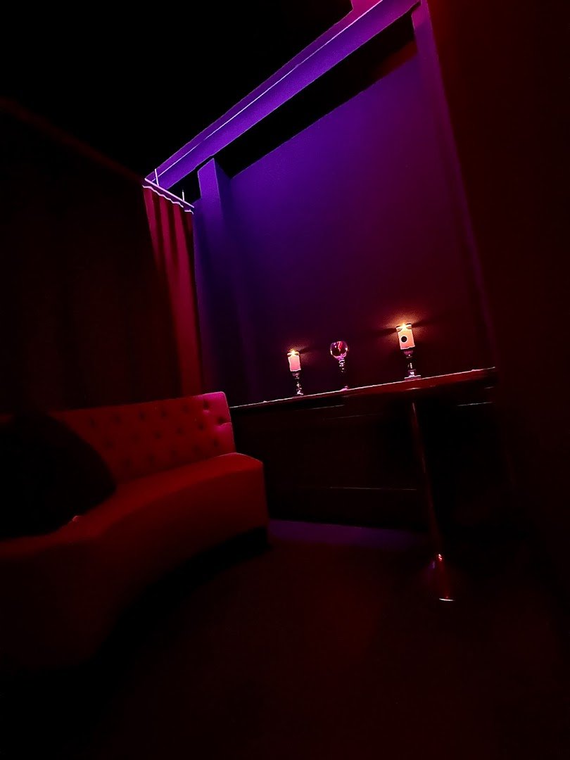 Diamond -American Table Dance Bar - Nightclub in Hanover, Germany