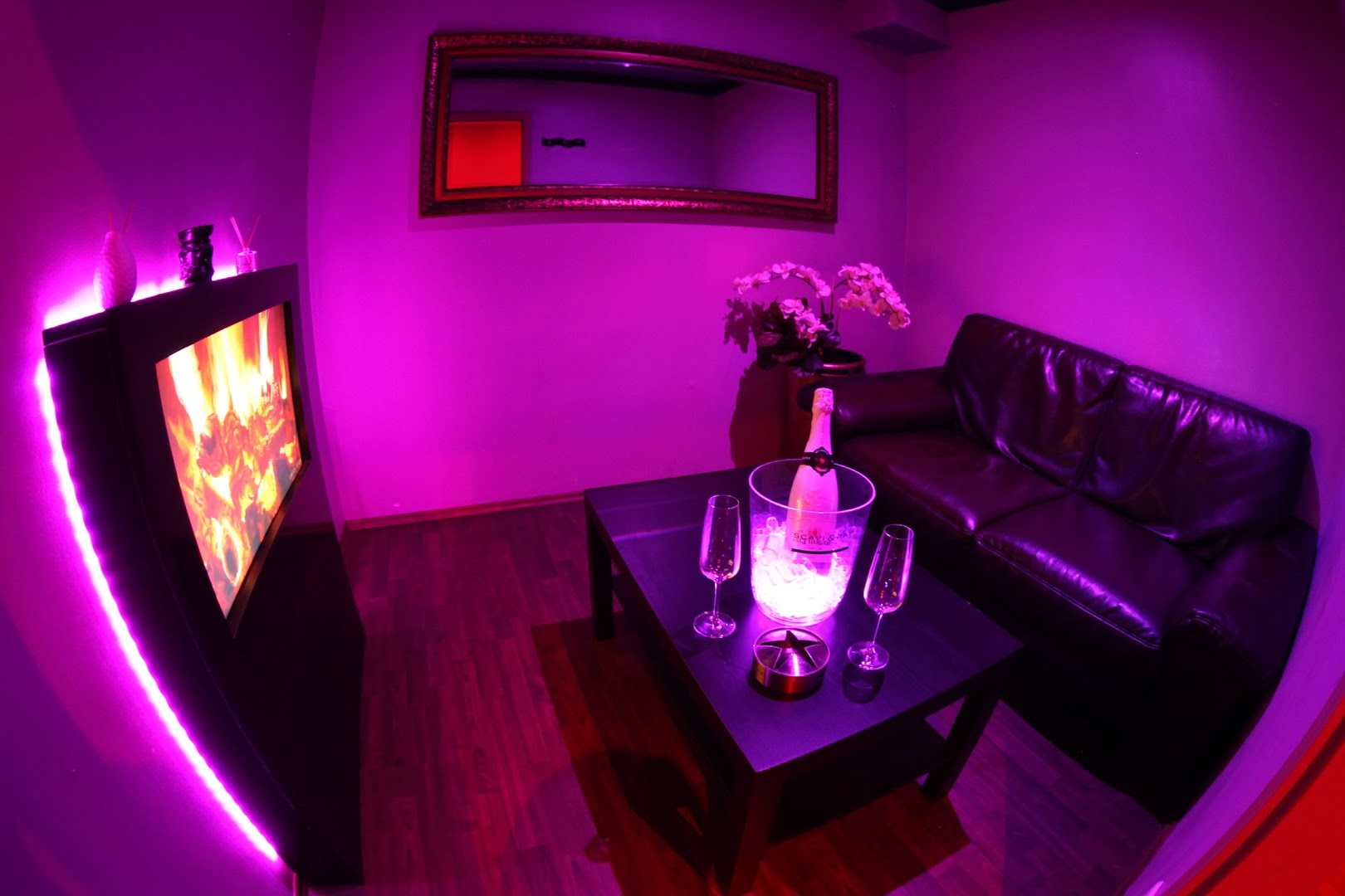 Lady Lux Tabledance - Nightclub in Hanover, Germany