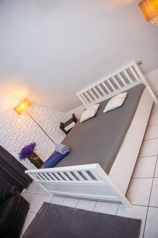 Studio Royal Herford - Brothel in Herford, Germany