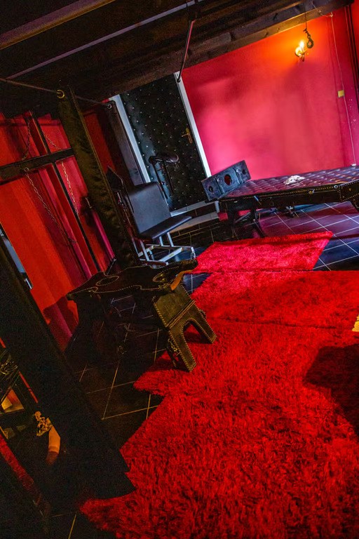 Studio Royal Herford - Brothel in Herford, Germany