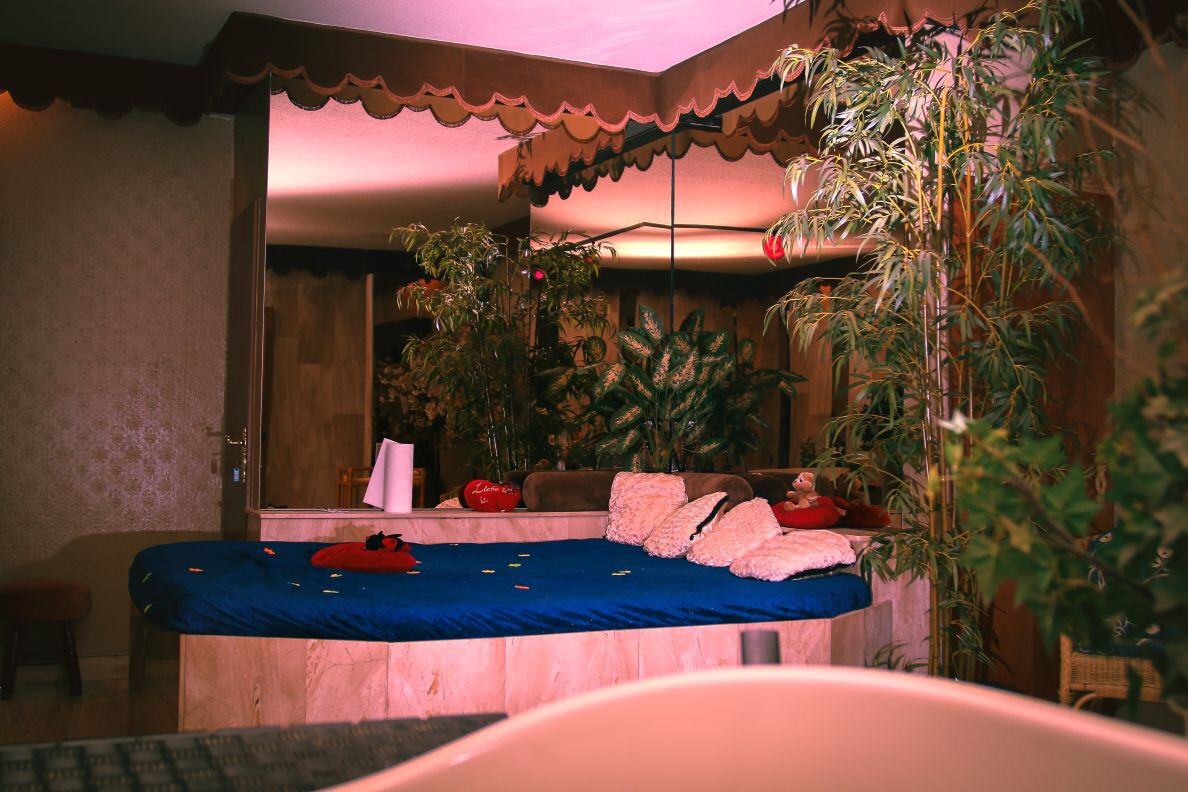Club Paradies Hildesheim - Brothel in Hildesheim, Germany