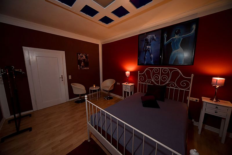 Roth-Rooms - Brothel in Hof, Germany