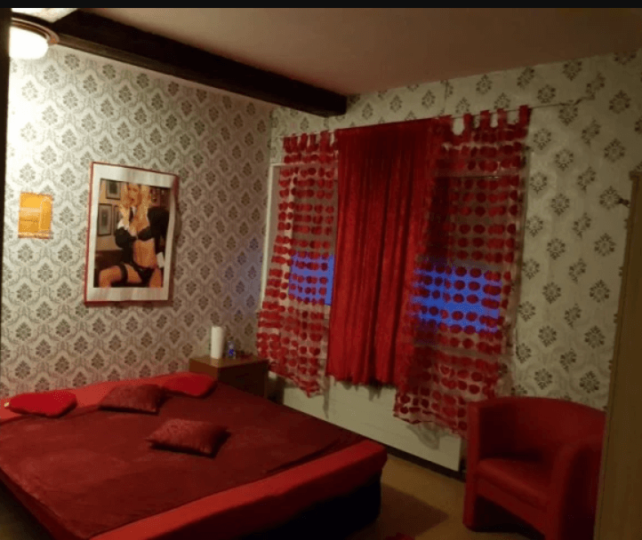 Happy Night Club Homburg - Nightclub in Homburg, Germany