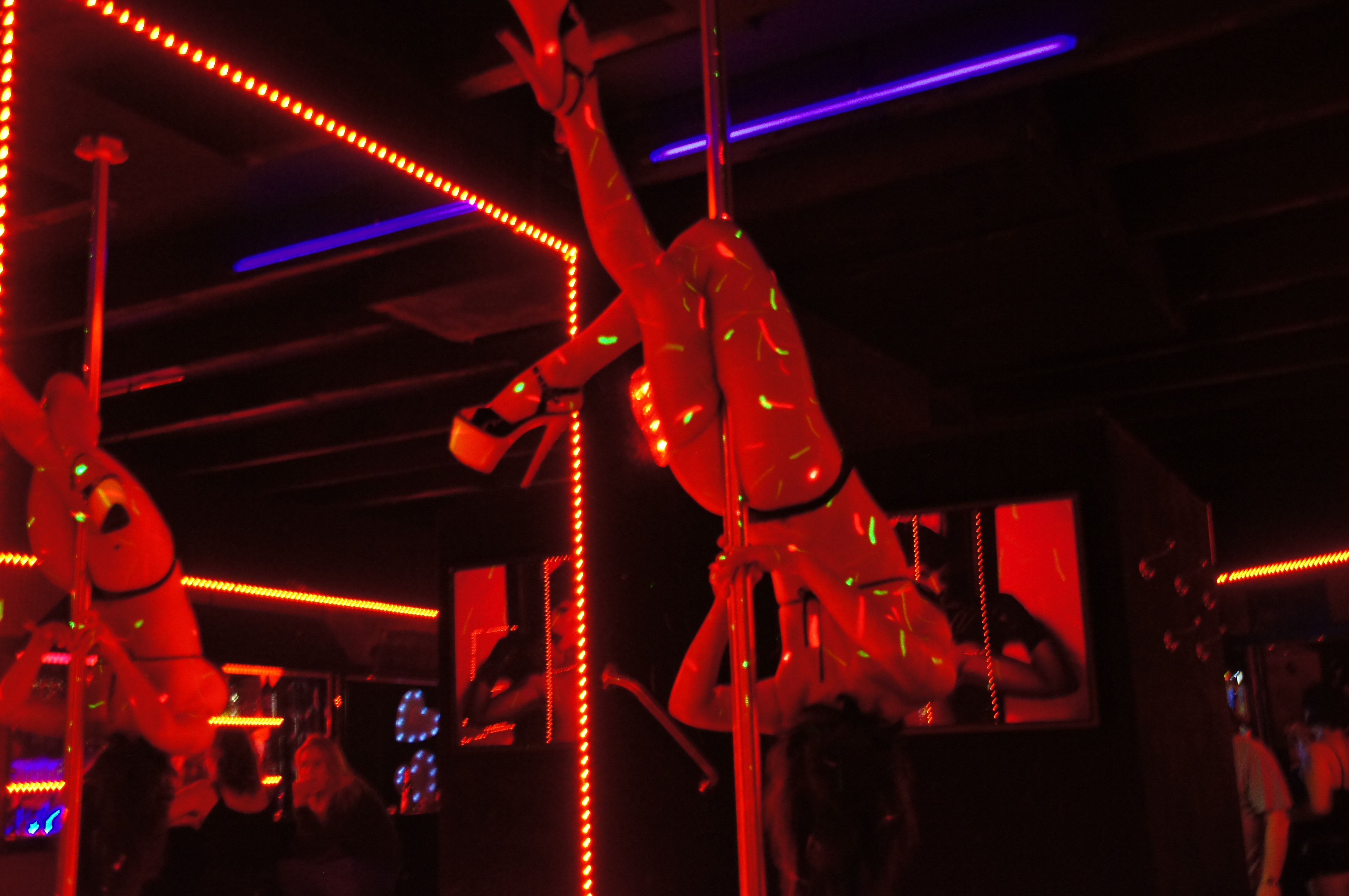 Happy Night Tabledancebar Kaiserslautern - Nightclub in Kaiserslautern, Germany