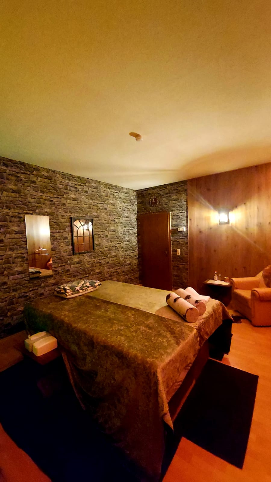 Gold HÄNde Massage Salon - Erotic Massage in Leipzig, Germany