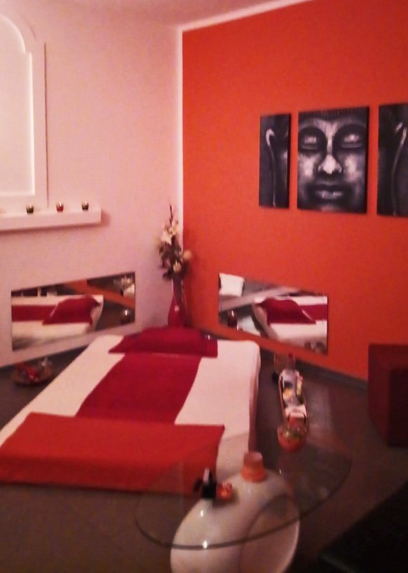 Manuelas Studio - Erotic Massage in Leipzig, Germany