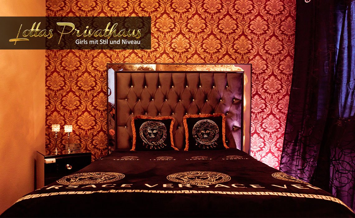 Lotta's Privathaus - Nightclub in Lubeck, Germany