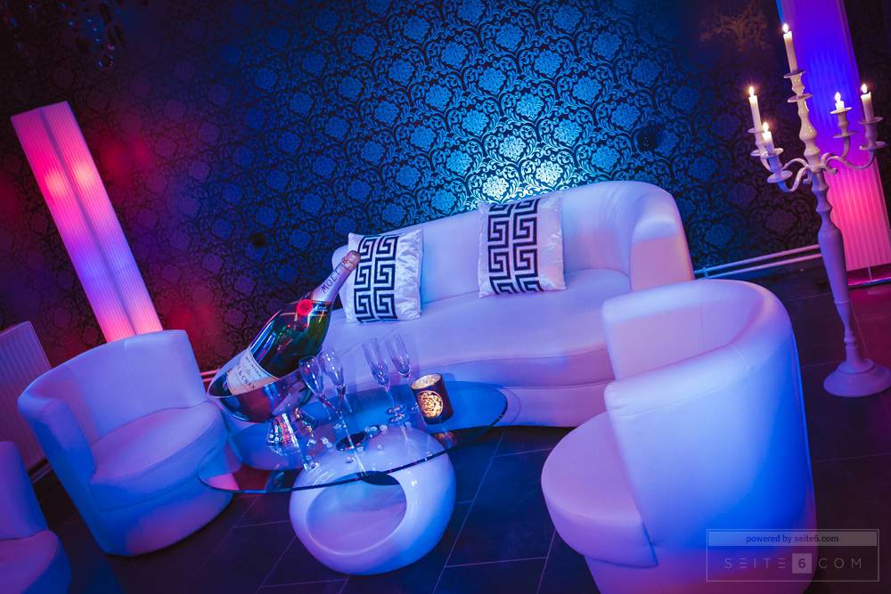 Lotta's Privathaus - Nightclub in Lubeck, Germany