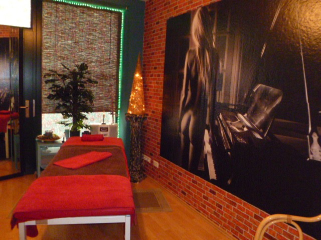Erotische Massagen - Erotic Massage in Magdeburg, Germany
