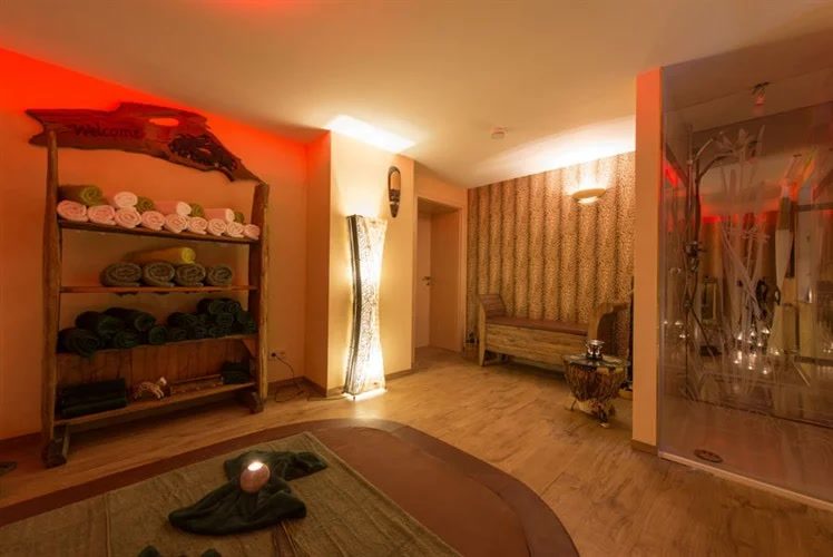 Die Insel Massagestudio - Erotic Massage in Meudt, Germany