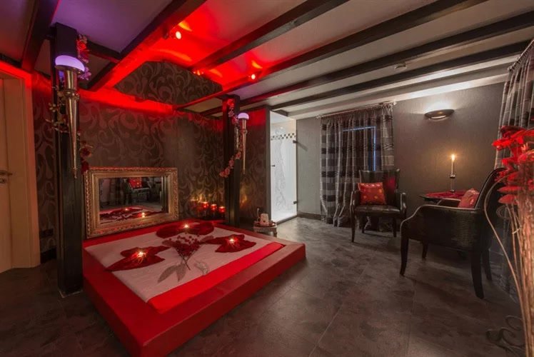 Die Insel Massagestudio - Erotic Massage in Meudt, Germany