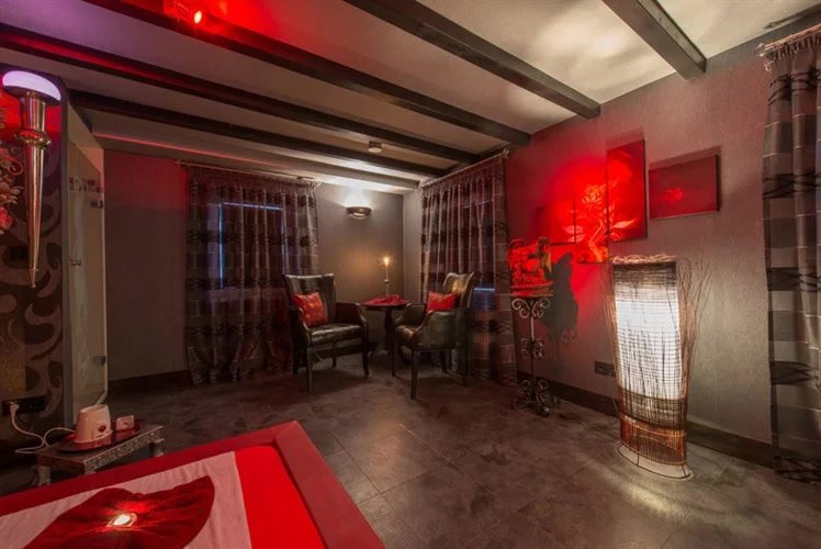Die Insel Massagestudio - Erotic Massage in Meudt, Germany