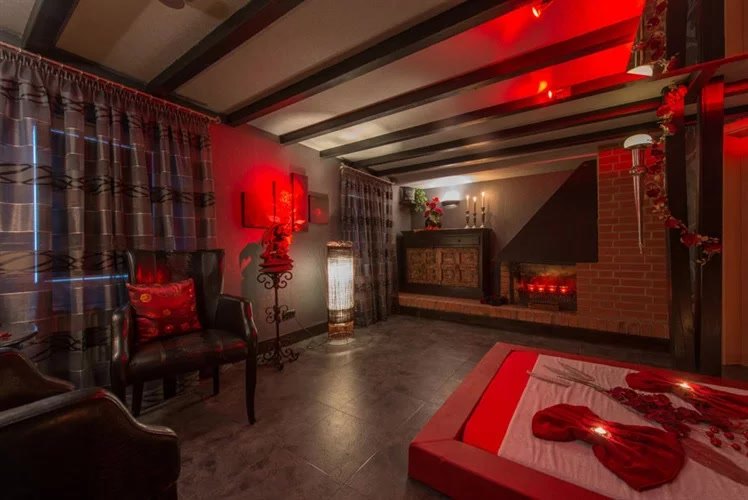 Die Insel Massagestudio - Erotic Massage in Meudt, Germany
