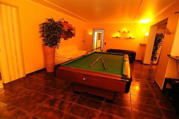 Privat Sunshine - Brothel in Monchengladbach, Germany