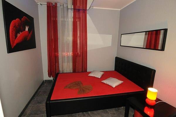 Privat Sunshine - Brothel in Monchengladbach, Germany