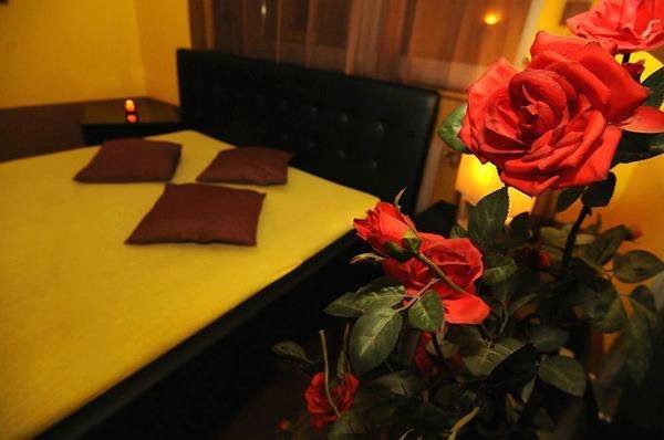 Privat Sunshine - Brothel in Monchengladbach, Germany