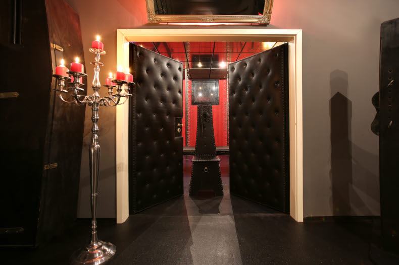 Castell Roissy - Bizarr Erotik & Sm-Studio - Brothel in Munich, Germany