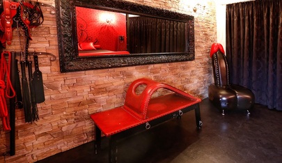 Domina Studio Elegance - Bdsm Studio - Brothel in Munich, Germany