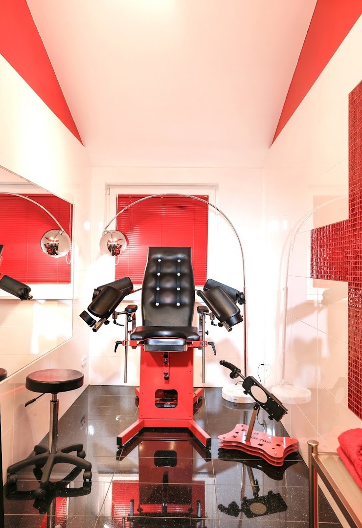 Domina Studio Elegance - Bdsm Studio - Brothel in Munich, Germany