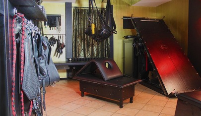 Domina Studio Unschlagbar - Brothel in Munich, Germany