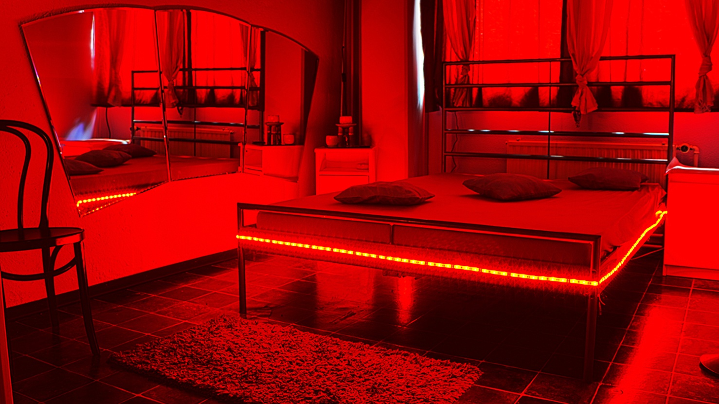 Hot Ambiance Rose - Brothel in Munich, Germany