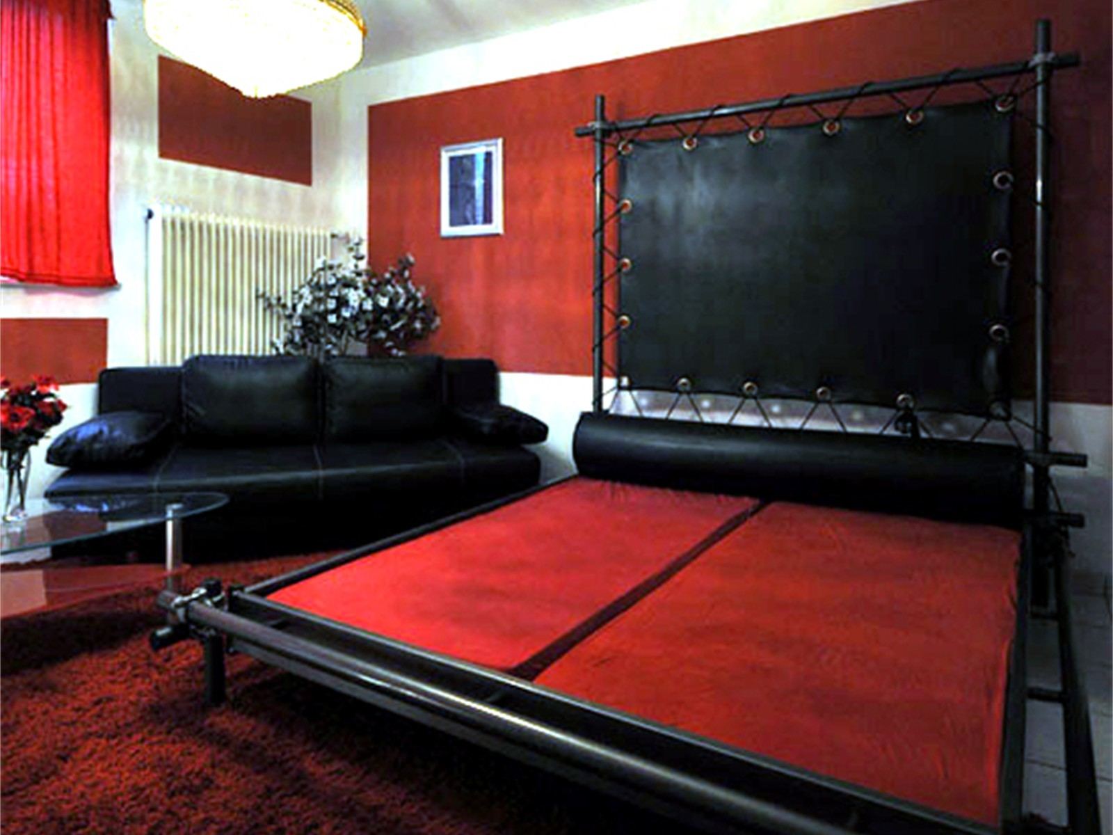 Luderbox - Bodenseestrasse 271 - Brothel in Munich, Germany