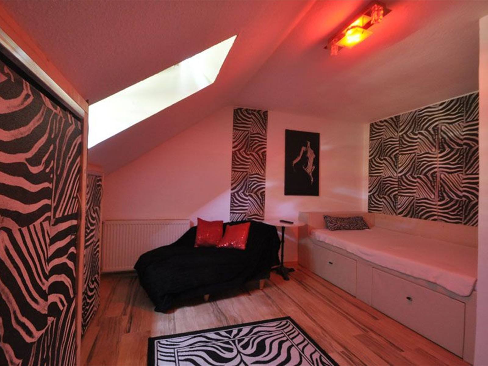 Luderbox - Bodenseestrasse 271 - Brothel in Munich, Germany