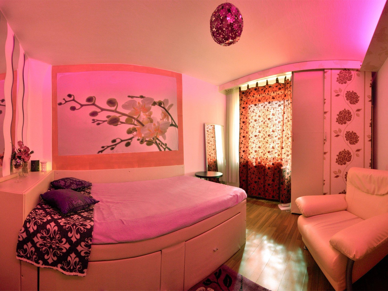 Luderbox - Bodenseestrasse 271 - Brothel in Munich, Germany