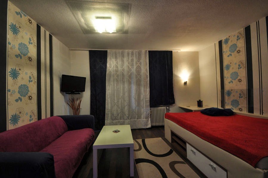 Luderbox - Bodenseestrasse 271 - Brothel in Munich, Germany