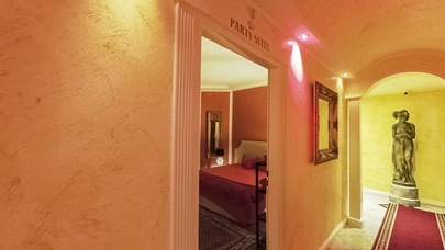 Monaco Apartments - Brothel in Munich, Germany